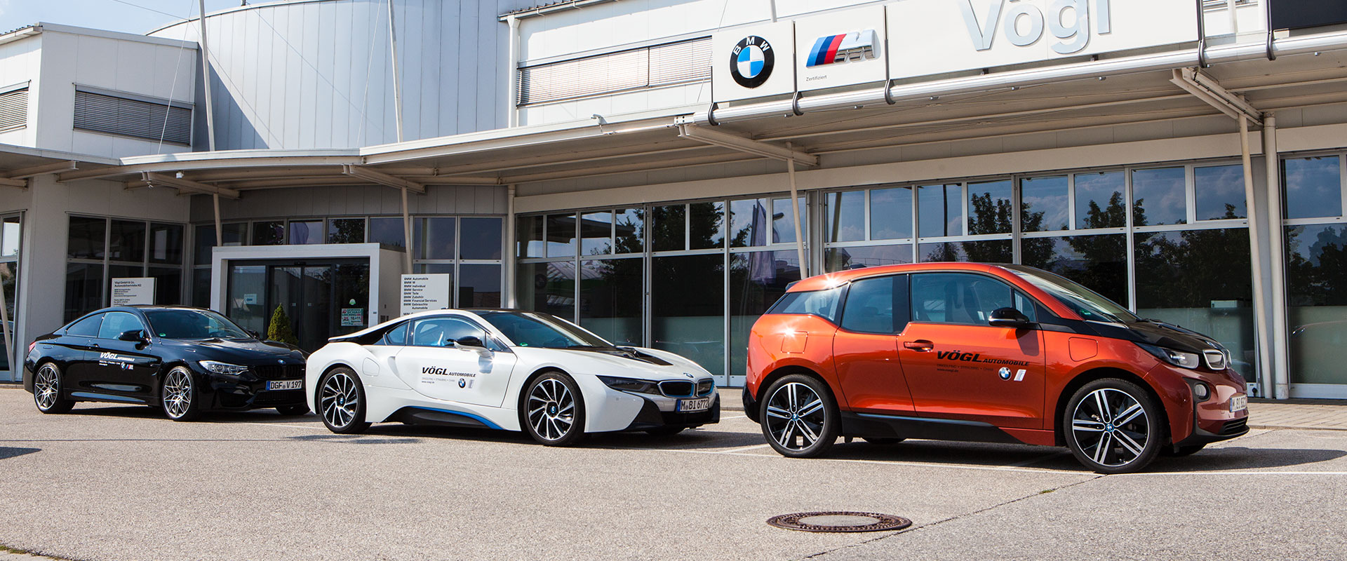 Vögl Automobile Dingolfing Außenansicht Autohaus Voegl Standort Dingolfing