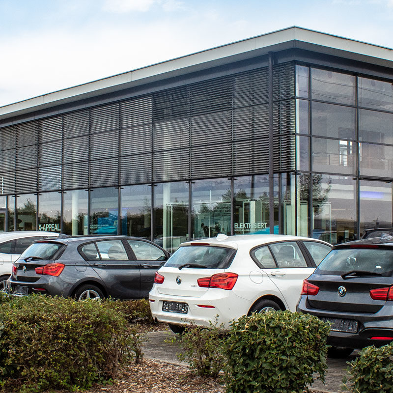Außenansicht vom Autohaus Voegl Standort Cham