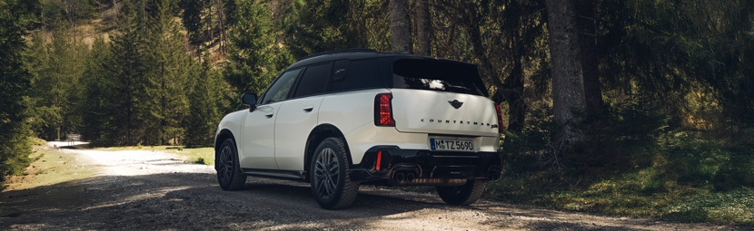 MINI JCW Countryman 830x255