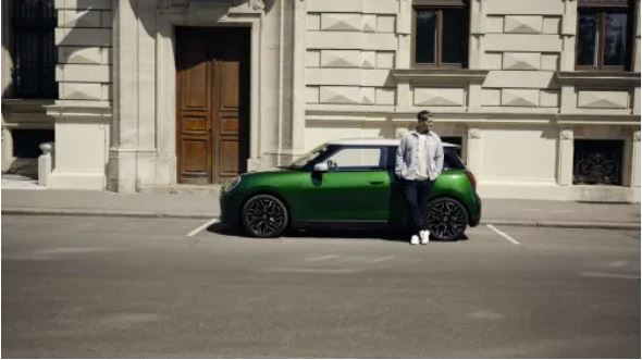 Leasingbeispiel MINI Cooper E